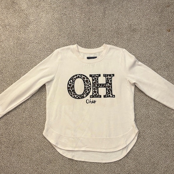 Women's Cream Sweatshirt with Leopard 'OH' Design - Picture 1 of 1